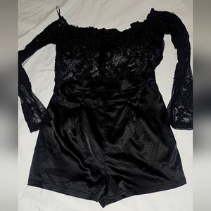 Jumpsuit shorts Romper L soft satin lace fashion nova